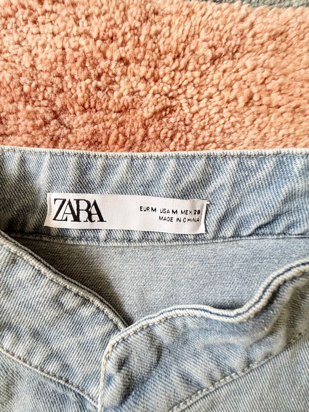 Zara Women’s Light Wash Denim Military Jacket Silver Button Front Size M NWT - Picture 3 of 9